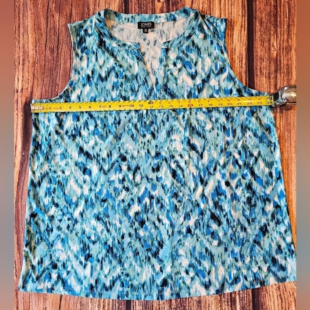 Jones New York Woman Size 2X Blue Turquoise Color Sleeveless Top Layer Shell - Picture 7 of 7